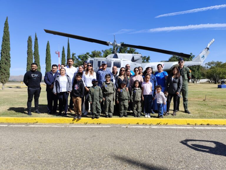 Natalia, Lenin, Keyla y Ángel recibieron sus distinciones como Pilotos Aviadores por un Día